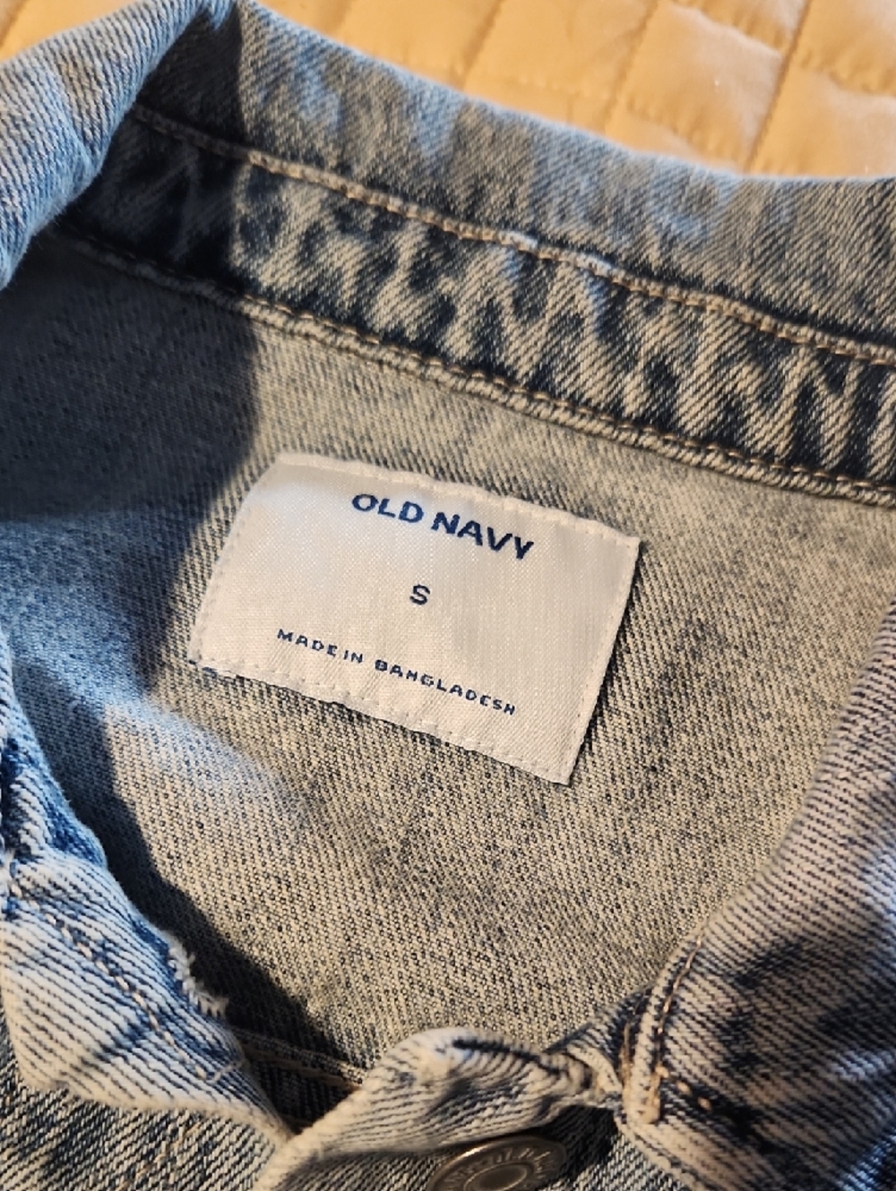 Old Navy Light Blue Distreased Denim Jacket-NWT - Picture 3 of 15